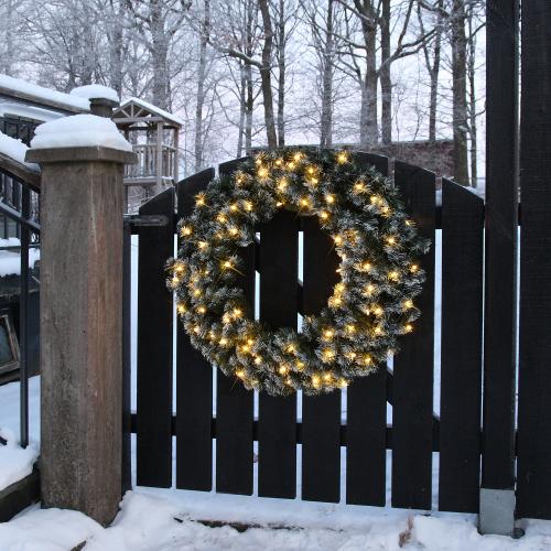 Krans - Grankrans med belysning & snö - Ø90 cm - www.frokenfraken.se