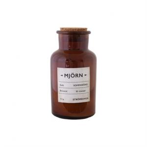 Doftljus Mjörn Sommaräng 210g - Ø 6,5 x H 13,5 cm - www.frokenfraken.se
