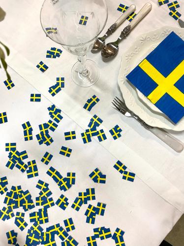 Konfetti - Svenska flaggan 150-pack - www.frokenfraken.se