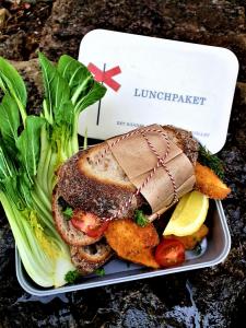Matlåda - Lunchpaket - Vit/Grå - 18 x 12 cm x 6.5 cm - www.frokenfraken.se