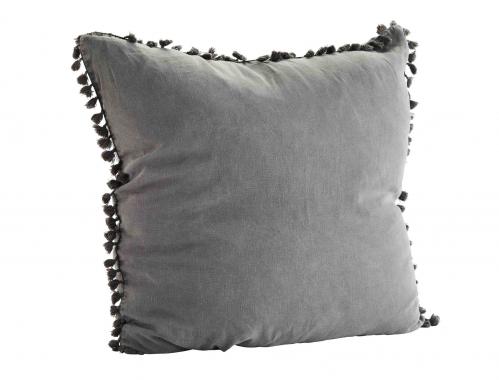 Kuddfodral - Grått med små tofsar - 60 x 60 cm - www.frokenfraken.se