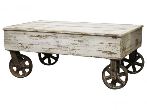 Soffbord lågt på vackra hjul - 100 x 60 - www.frokenfraken.se