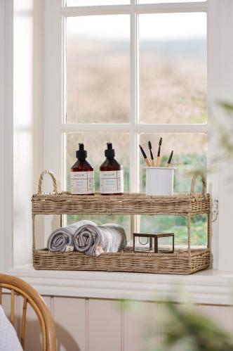 Bricka - Hylla i 2 plan med handtag - 44 x 26 x 19 cm - www.frokenfraken.se