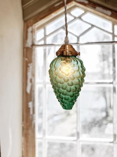 Taklampa - Druva - Mässing/Grön - Ø10 x H23 cm - www.frokenfraken.se