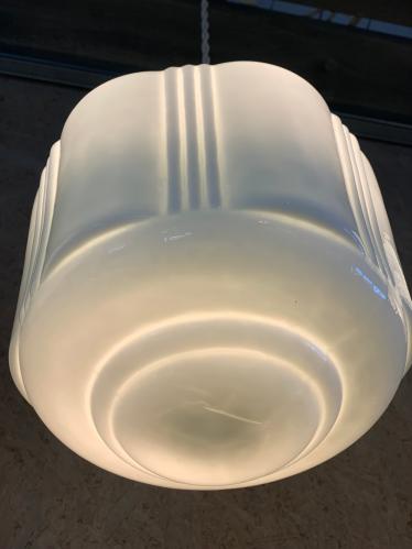 Taklampa m. Stång - Valter - Mässing/Vit - Ø20 x H49 cm - www.frokenfraken.se