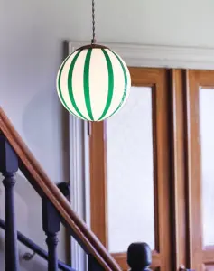 Taklampa - Alba - Opal - Liten - Vit/Grön - Ø21 x H23 cm - www.frokenfraken.se