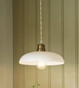 Taklampa Sofia Antik Mässing - Vit - L34 x B34 - www.frokenfraken.se