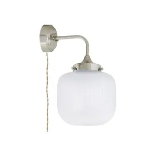 Vägglampa - Eli - Liten - Silver, Vit - Ø22 x L29 x H38 cm - www.frokenfraken.se