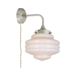 Vägglampa - Valter - Nickel/Opal Beige - Ø20 x H31 x D28 cm - www.frokenfraken.se