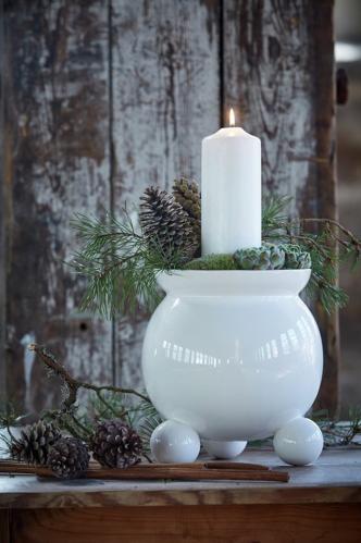 Kruka med kulfötter - Vit - 15 x 20 cm - www.frokenfraken.se