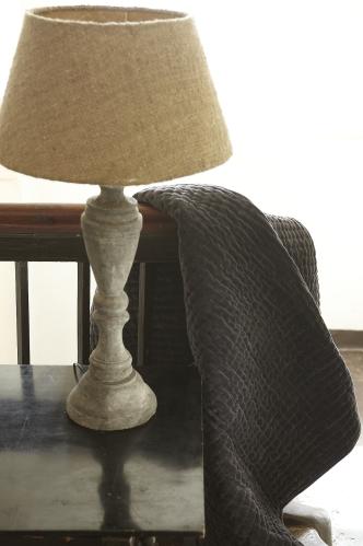 Lampfot - Betong - 63 cm - www.frokenfraken.se