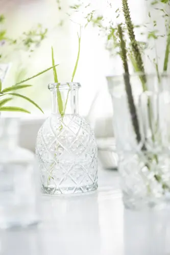 Glasflaska/Ljusstake - Kristallglaskänsla - Ø6 x 11 cm - www.frokenfraken.se