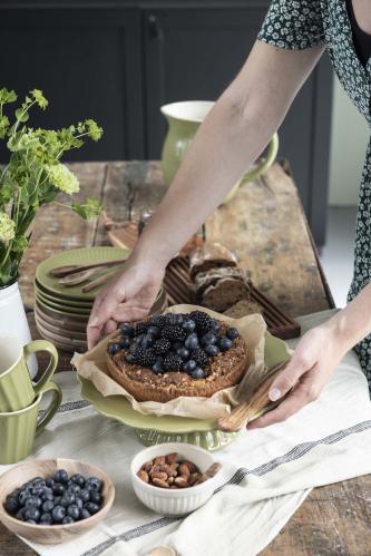 Skärbräda med randig oljad acaciaträ - 48 X 15 X 1,5 CM - www.frokenfraken.se