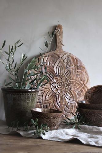 Skärbräda - Fleur - Rund - Bidra till Barncancerfonden - 54 x 40 x 2 cm - www.frokenfraken.se
