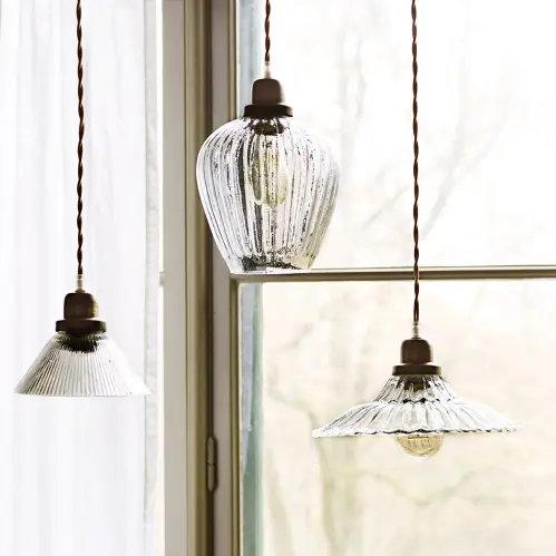 Taklampa - Glaskupa - Antik mässing - Ø 19 cm - www.frokenfraken.se