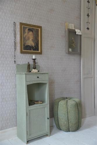 Sängbord/Byrå - Antique moss green - 35x25x92 cm - www.frokenfraken.se