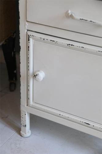 XXX_UTGÅTT_Byrå - Metall - Antique white - 70x40x40cm - www.frokenfraken.se