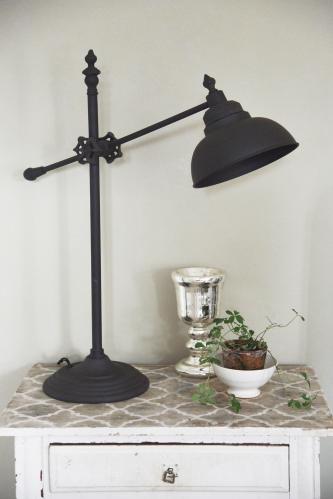 XXX_UTGÅTT_Bordslampa - Rustik lampa i svart metall - www.frokenfraken.se