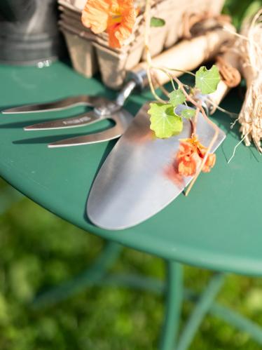 Trädgårdsredskap i fin förpackning - 31 cm - www.frokenfraken.se