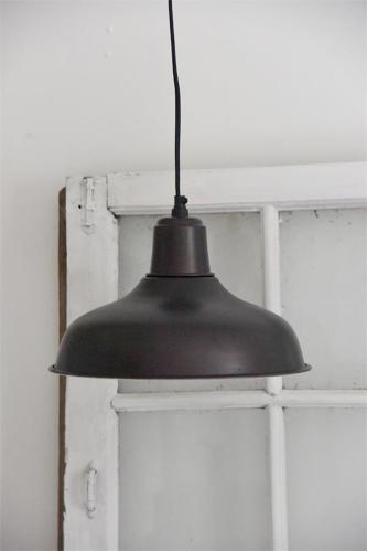 Taklampa - Metall - Blank Svart - 25 x Ø30 cm - www.frokenfraken.se