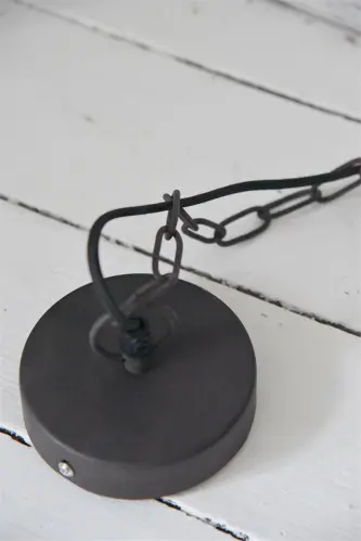 Taklampa - Metall - Blank Svart - 25 x Ø30 cm - www.frokenfraken.se