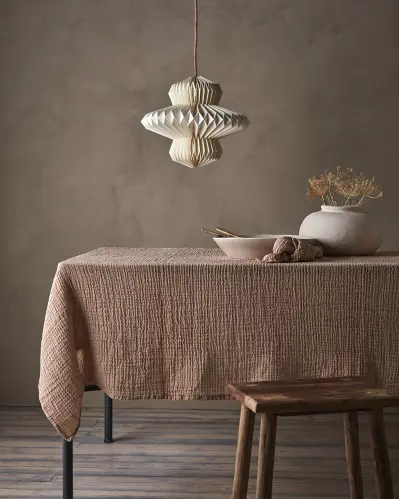 Bordsduk - Rostrosa/elfenben - 250 x 140 cm - www.frokenfraken.se