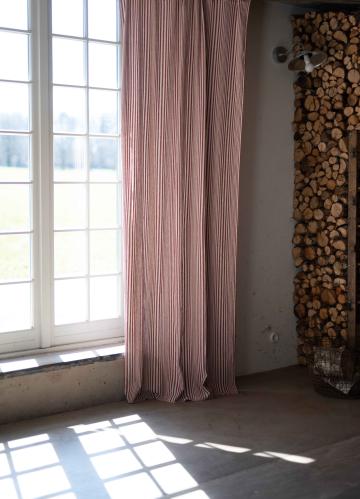 Gardiner Multibandslängder - Karin Röd - 2 X 120 X 250 CM - www.frokenfraken.se