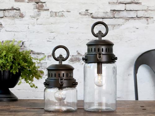 Fransk ladugårdslykta med glödlampa och timer - 22 x Ø11 cm - www.frokenfraken.se