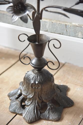 Ljusstake - Church candle stick - Dark metal - 83 cm - www.frokenfraken.se