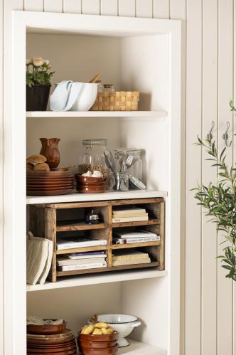 Hylla med 6 fack UNIK Wood - 64 x 36 cm - www.frokenfraken.se