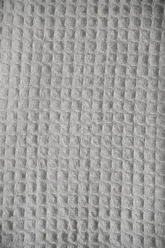 Handduk - För badrummet - Mörkgrå - 70 x 140 cm - www.frokenfraken.se