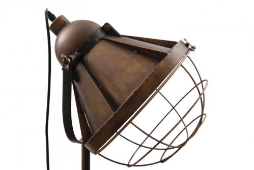 Golvlampa - Factory - - www.frokenfraken.se