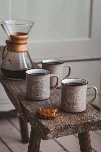 Mugg Med Handtag - Kärlek och fika - Hjärta - 12 X 9 X 10 cm - www.frokenfraken.se