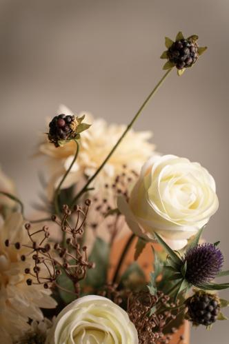 Bukett - Stjärnflocka/Gerbera/Talinum/Tistel/Ros/Björnbärskvist - www.frokenfraken.se