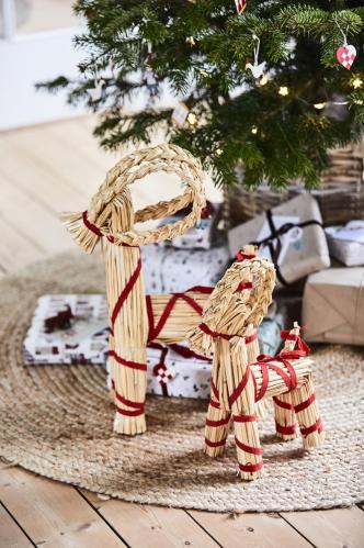 Julbock - Halmbock med röda band - 43 cm - www.frokenfraken.se