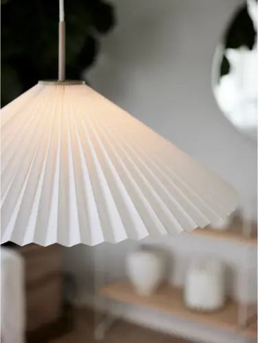 Dora - Taklampa - Vit - Ø60 x 20 cm - www.frokenfraken.se