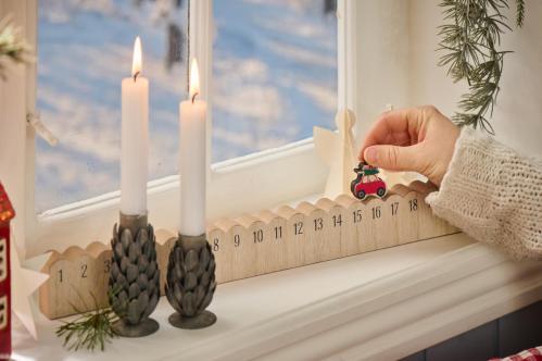 Julkalender 1-24 - Kör bil till rätt datum - 50 cm - www.frokenfraken.se