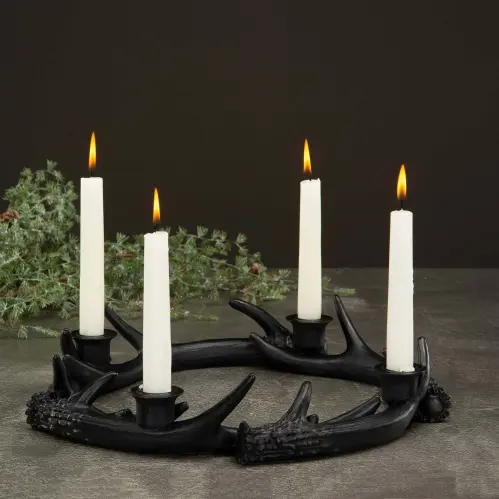 Ljusstake - Krans - Renhorn - 4 st ljus - 35 x 35 x 7 cm - www.frokenfraken.se