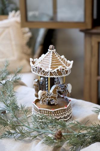 Speldosa - Karusell - Pepparkaka - Ø12 x 22 cm - www.frokenfraken.se