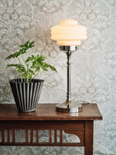 Bordslampa - Valter - Nickel/Opal Beige - Ø20 x 56 cm - www.frokenfraken.se