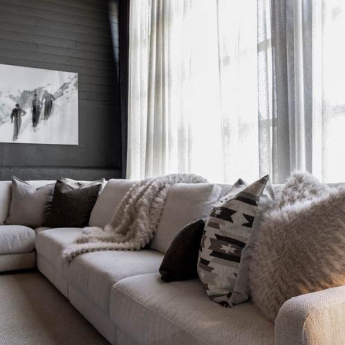 Pläd - Cavalese - Cream - Fuskpäls - 127 x 150 cm - www.frokenfraken.se