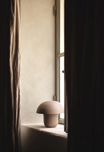 Bordlampa - Carl-Johan - Taupe - Ø29 cm - www.frokenfraken.se