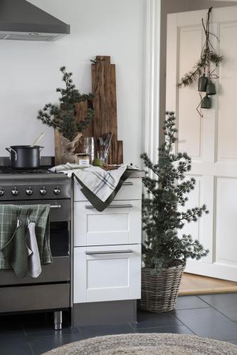 Lärkträd i jutekruka - 60 cm - www.frokenfraken.se