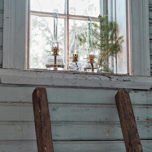 Fotogenlampa - Majken - Mellan - Glas/Mässing - Ø10 x 32,5 cm - www.frokenfraken.se