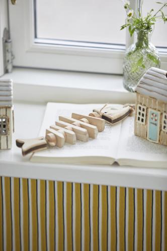 Ljuslykta - Hus - LØKKEN - Beige - 10cm - www.frokenfraken.se