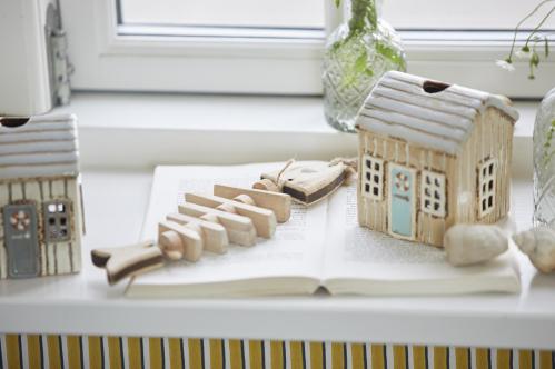 Ljuslykta - Hus - LØKKEN - Beige - 10cm - www.frokenfraken.se
