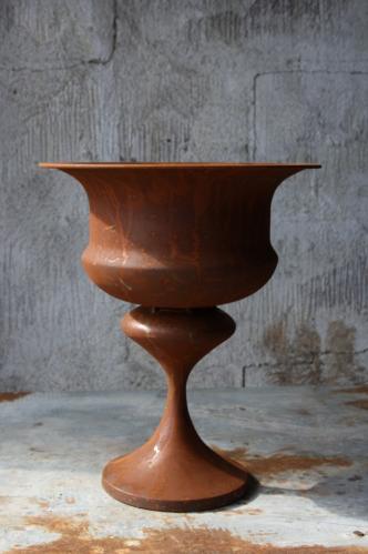 Kruka - Pokal - Rost - Ø28 x 33 cm - www.frokenfraken.se