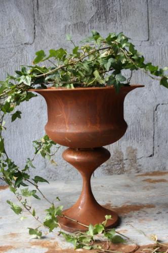 Kruka - Pokal - Rost - Ø28 x 33 cm - www.frokenfraken.se