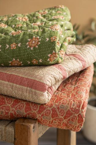 Pläd - Quilt - Randig - Faded Rose - 130 x 180 cm - www.frokenfraken.se