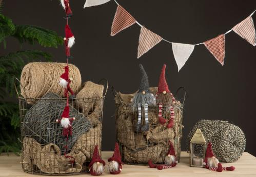 Girlang - Tomtar - Textil - 136 cm - www.frokenfraken.se